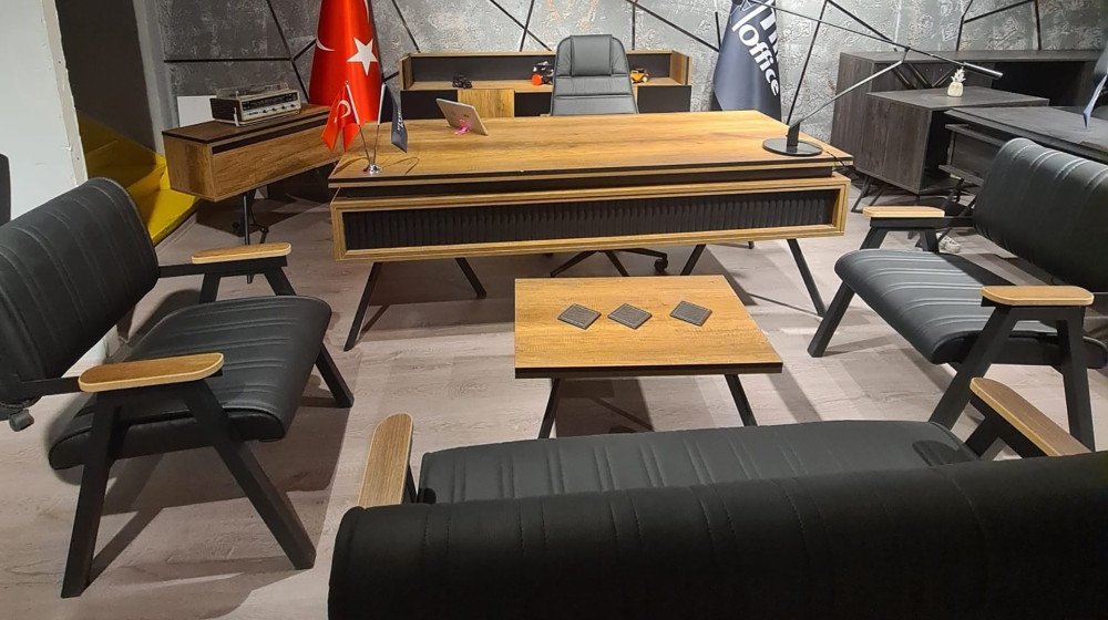 Çizgi Masa Takımı